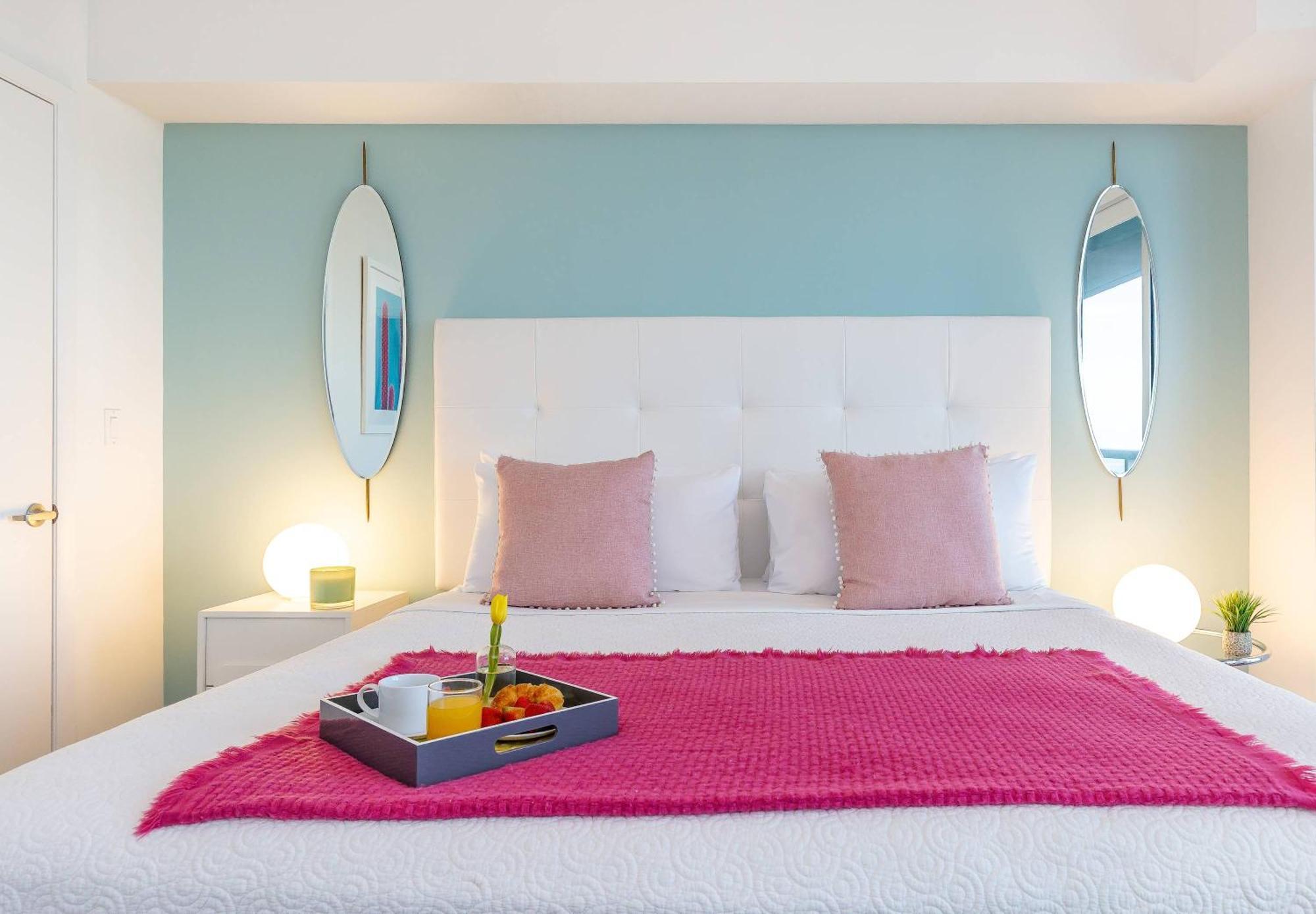 Mvr - Soaring Views & Access Apartment *